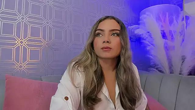 AnnyLopezz_ from StripChat