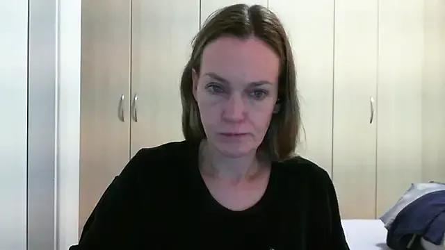 Annylove1 from StripChat