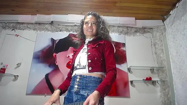 Girls: try live performances with matured performers, from dancing to quirks, in a variety of beautiful sex cams.