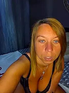 Photos of Aphrodite-22 from StripChat is Freechat
