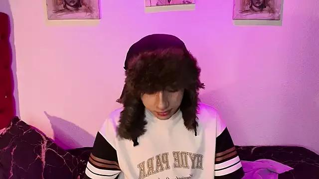 apolo_dreams from StripChat is Freechat