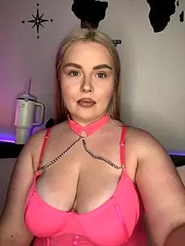 April_Vancee from StripChat is Freechat