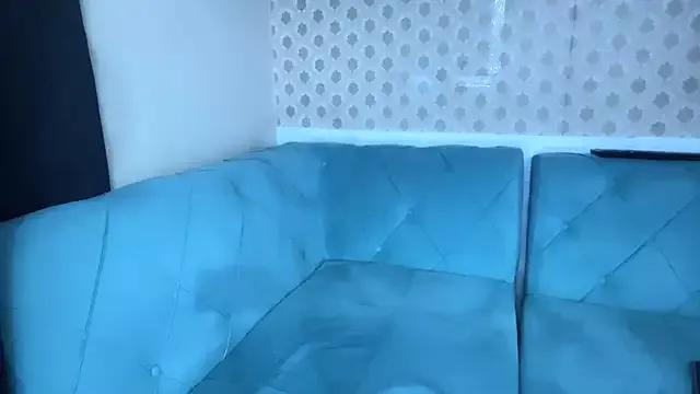 Arab_tgirl from StripChat is Freechat