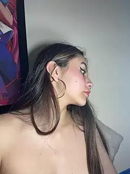 arandano_rosa from StripChat is Freechat