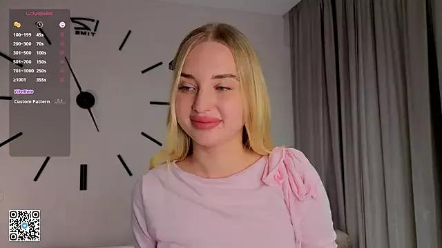 ArdathHalfhill from StripChat