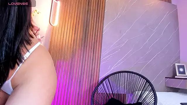 ariana_jhonson1 from StripChat