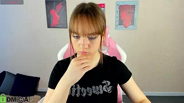 Ariana_Moor from StripChat
