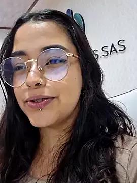 Ariana_Pierce from StripChat