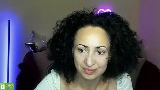 Arianasweety23 from StripChat