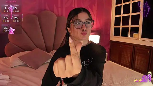 Arianavillada from StripChat