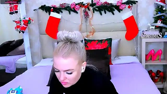 ArianaXDior on StripChat 