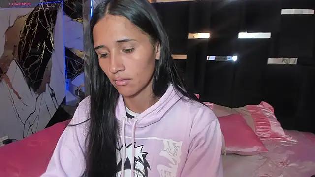 Arianna-Debose from StripChat