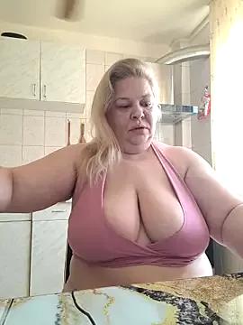 AriannaMilf from StripChat