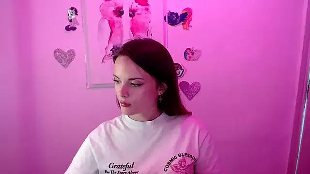 Ariella_ari from StripChat is Freechat