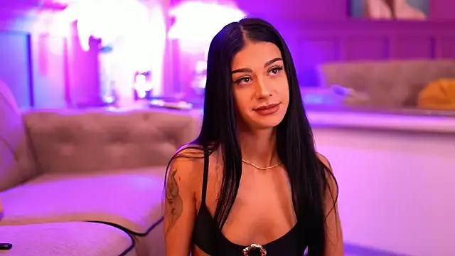 ArinaCarter from StripChat is Freechat