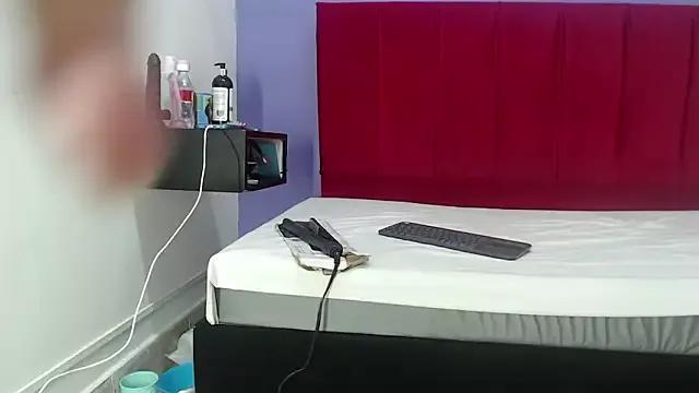 arrianna_gil14 from StripChat