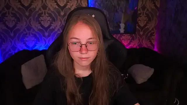 ArrinaWairr from StripChat