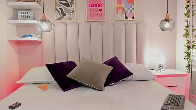 Ashley_Blake_ from StripChat is Freechat