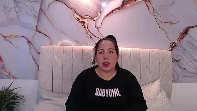 Ashley_Grahaam from StripChat is Freechat