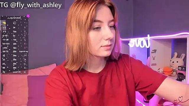 ashley_lovestory from StripChat is Freechat