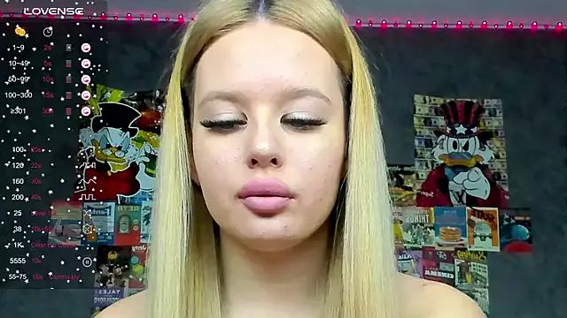 ashley_marchy from StripChat is Freechat