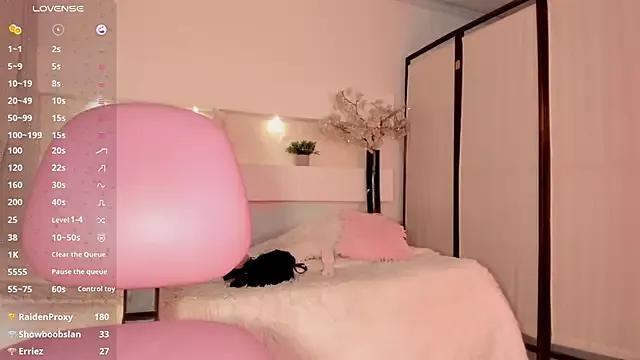 Girls: try live performances with matured performers, from dancing to quirks, in a variety of beautiful sex cams.