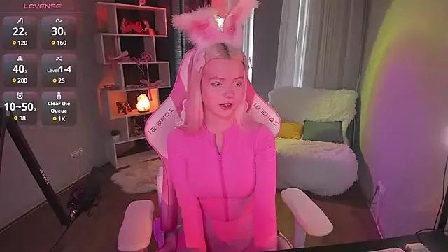 AshleySnowflake from StripChat is Freechat