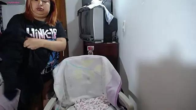 Ashly69_ from StripChat is Freechat