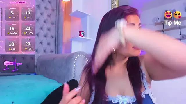 Ashly_moss_ from StripChat is Freechat