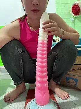 Asia_20 from StripChat is Freechat