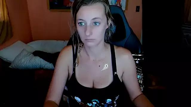 AsiaGoesPro from StripChat