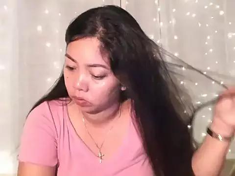 asian_dslyn from StripChat