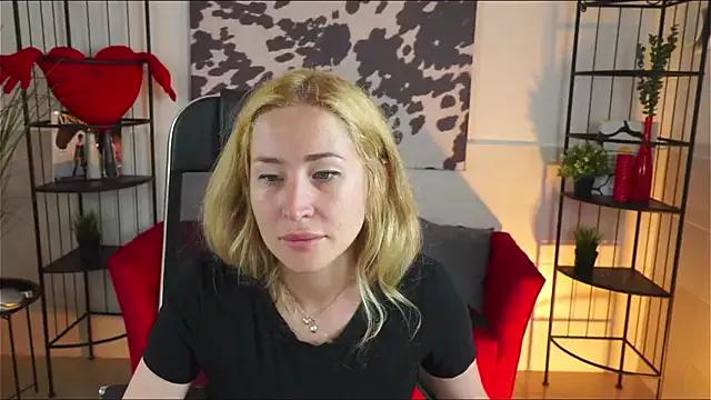 AstraMonroe from StripChat is Freechat