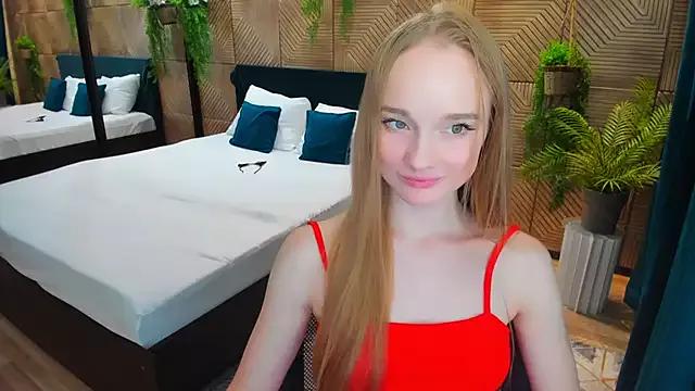 AttractionOfSouls from StripChat is Freechat