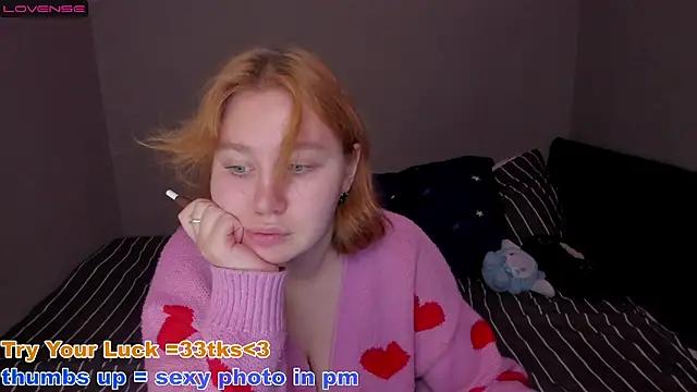 AuraReflection webcams show profile image 