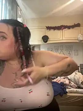 Aurora_UK from StripChat is Freechat