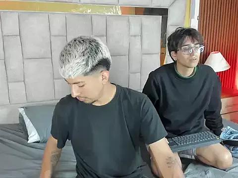 AxelAndJeremy from StripChat is Freechat