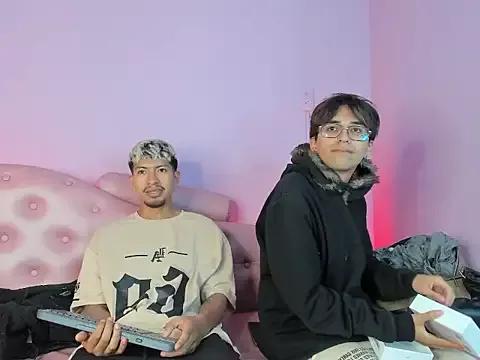AxelAndJeremy from StripChat is Freechat