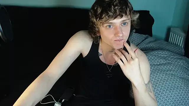 axxxturel from StripChat