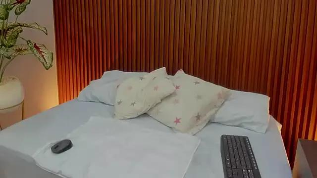 ayla13_ from StripChat