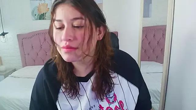 Azul_tk from StripChat is Freechat
