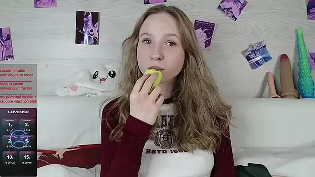 Girls: try live performances with matured performers, from dancing to quirks, in a variety of beautiful sex cams.