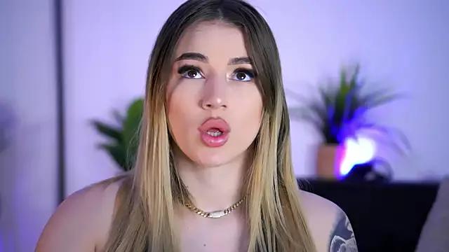 Girls: try live performances with matured performers, from dancing to quirks, in a variety of beautiful sex cams.