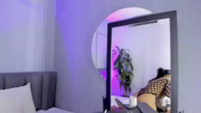 babepolly from StripChat