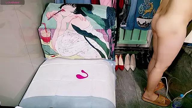 baby-001 from StripChat is Freechat