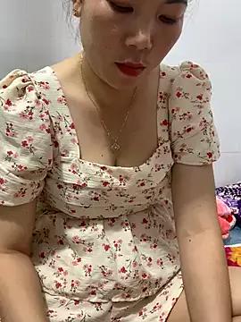 Baby-bigtits from StripChat