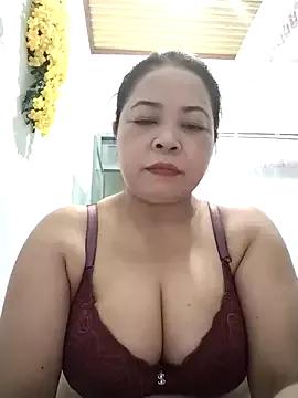 Baby-bigtits2024 from StripChat is Freechat