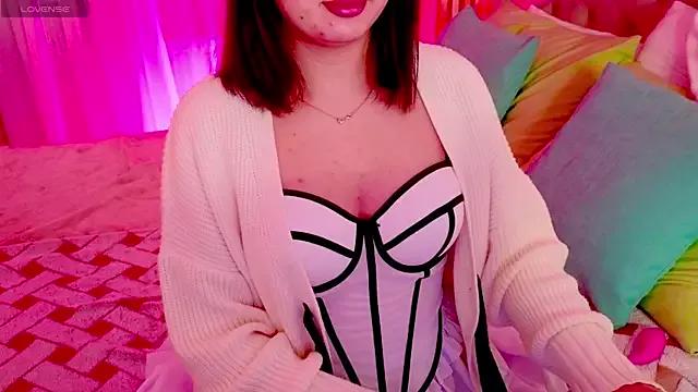 baby_debbie from StripChat