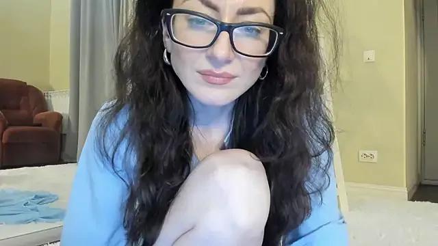 Baby_Jewel from StripChat