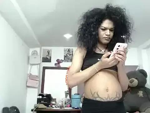 baby_pretty_veneno from StripChat